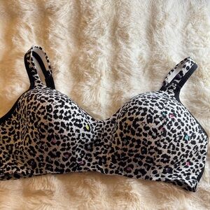 Cacique Black and White Leopard Print Bra